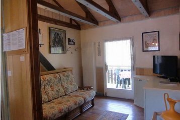 Italija Chata Ledro, Eksterier